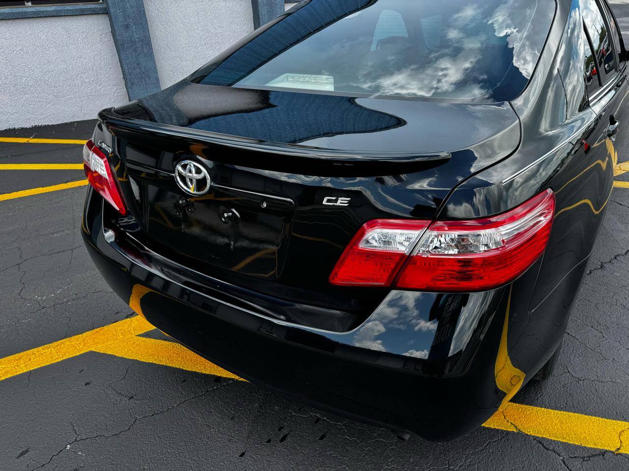 Toyota Camry 4dr Sdn I4 Auto XLE (Natl) 2007
