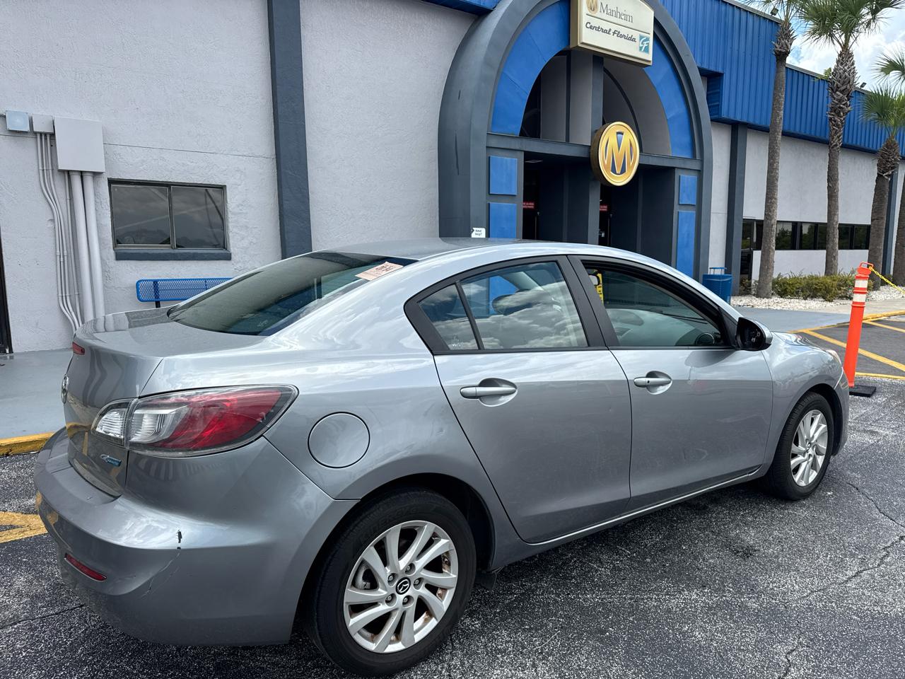 Mazda MAZDA3 4dr Sdn Man i Touring 2013