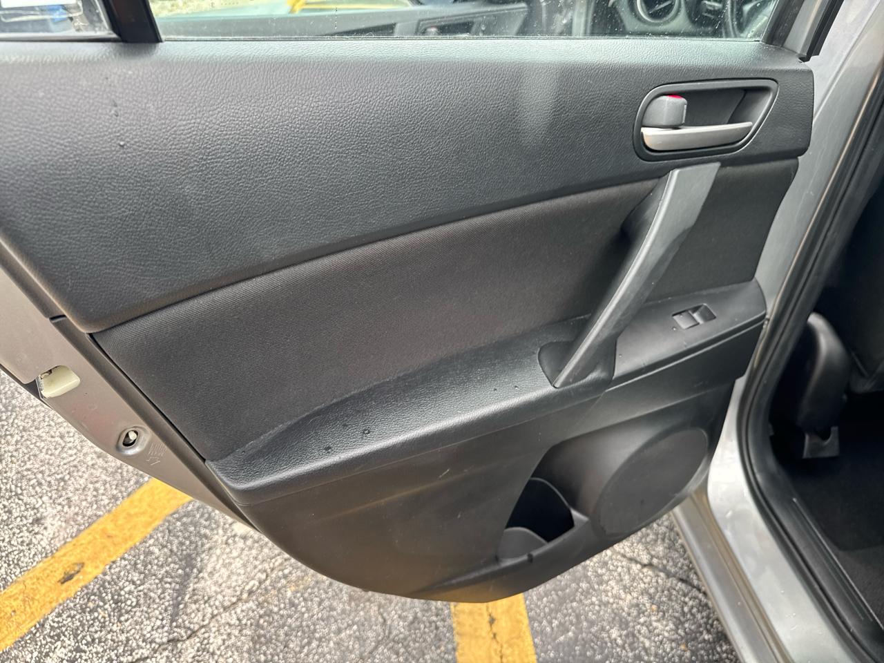 Mazda MAZDA3 4dr Sdn Man i Touring 2013