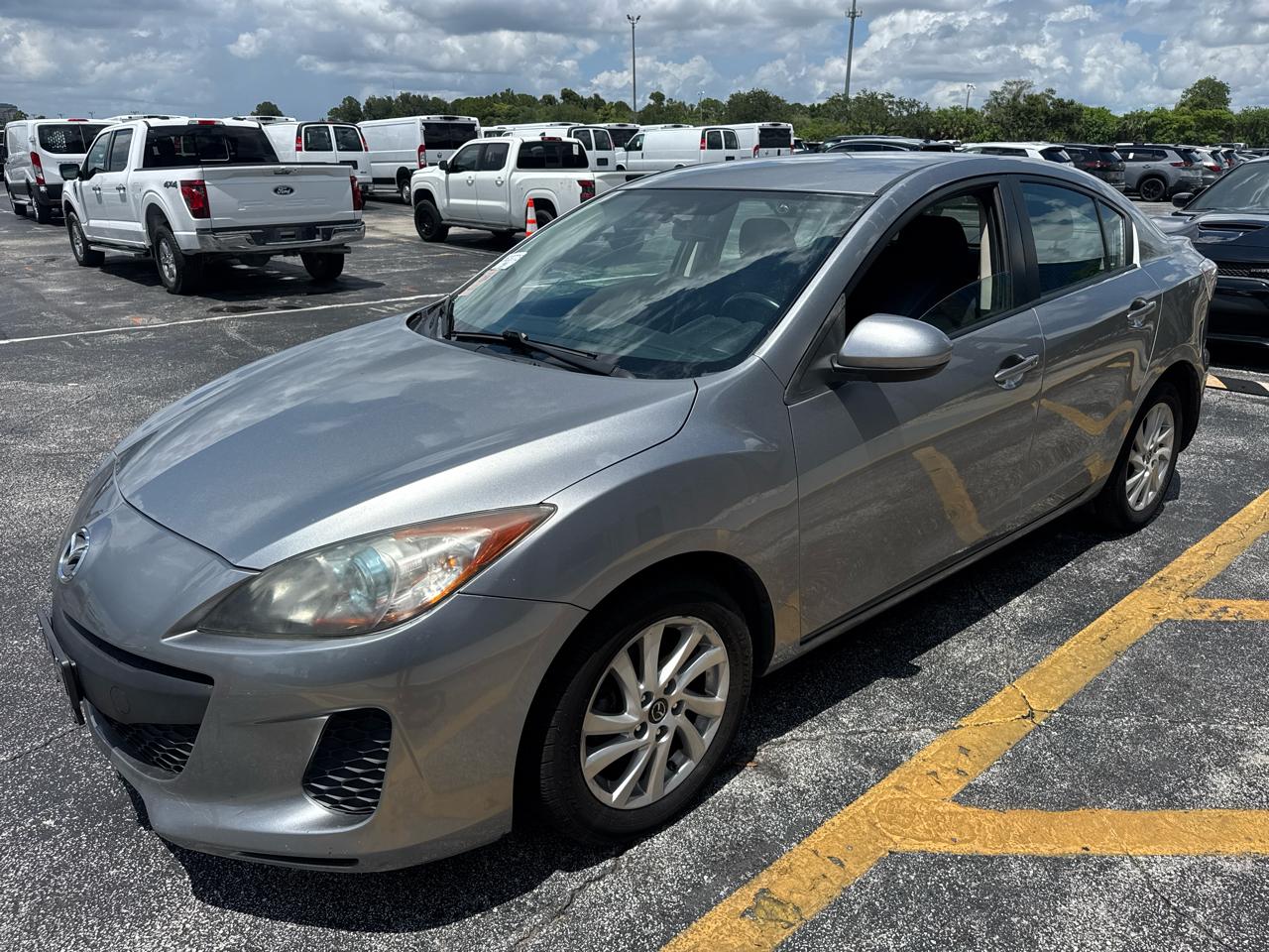 Mazda MAZDA3 4dr Sdn Man i Touring 2013