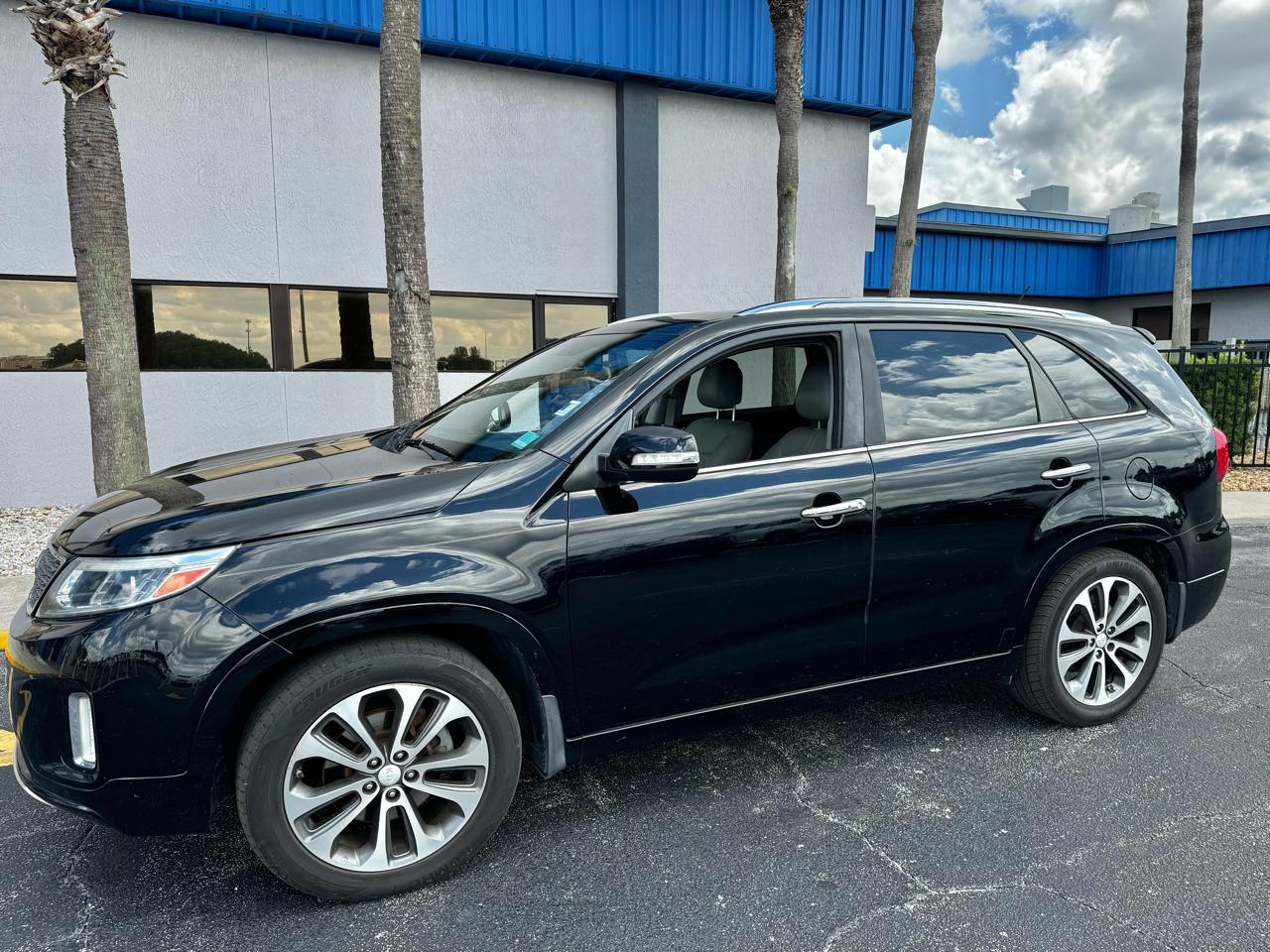Kia Sorento 2WD 4dr V6 SX 2014