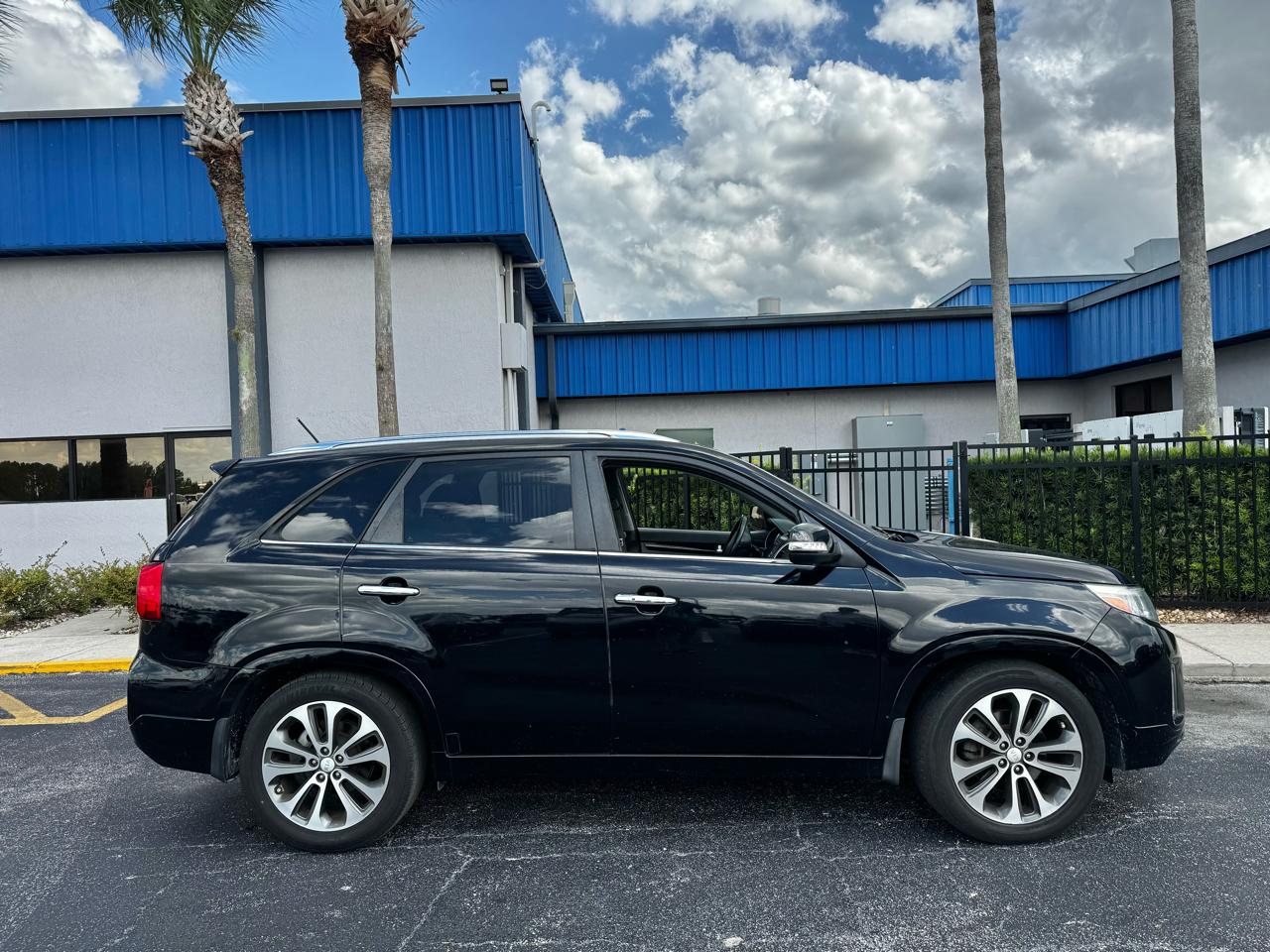 Kia Sorento 2WD 4dr V6 SX 2014