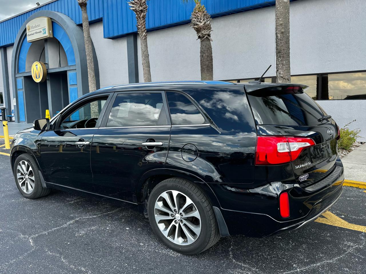 Kia Sorento 2WD 4dr V6 SX 2014