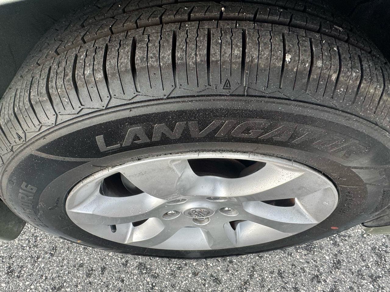 Nissan Altima 4dr Sdn V6 CVT 3.5 SL 2008