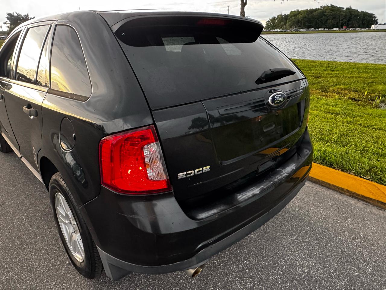 Ford Edge FWD 4dr SE 2013