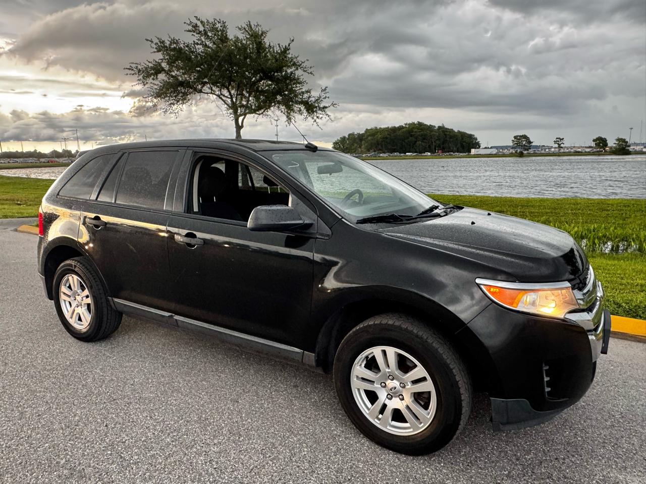 Ford Edge FWD 4dr SE 2013