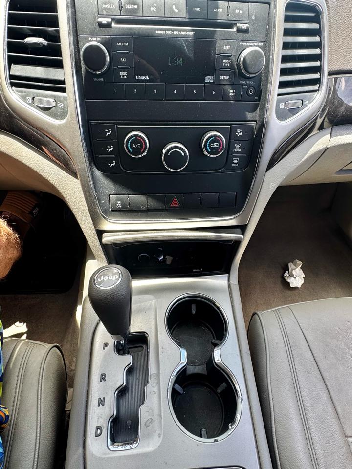Jeep Grand Cherokee 4WD 4dr Laredo 2012