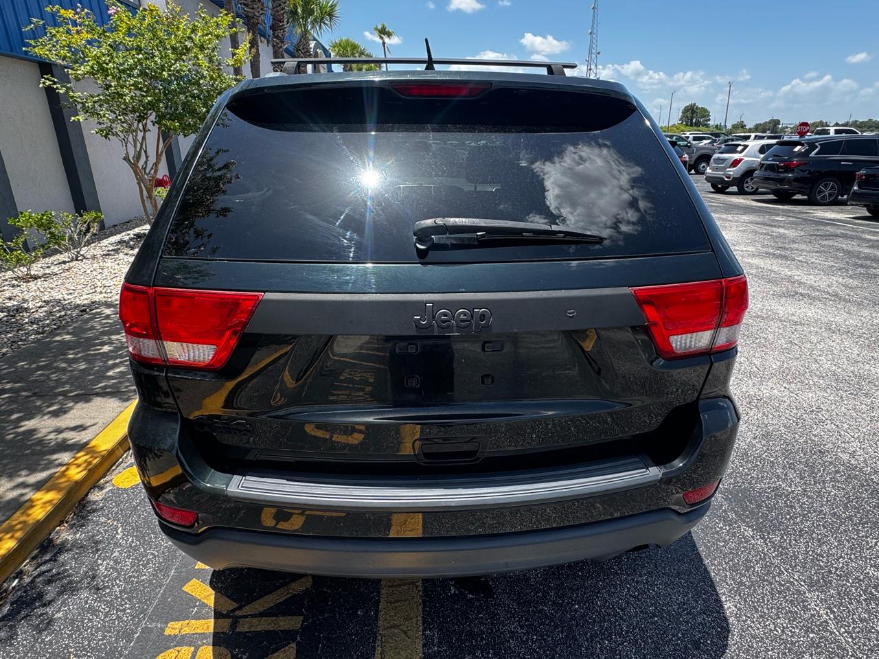 Jeep Grand Cherokee 4WD 4dr Laredo 2012