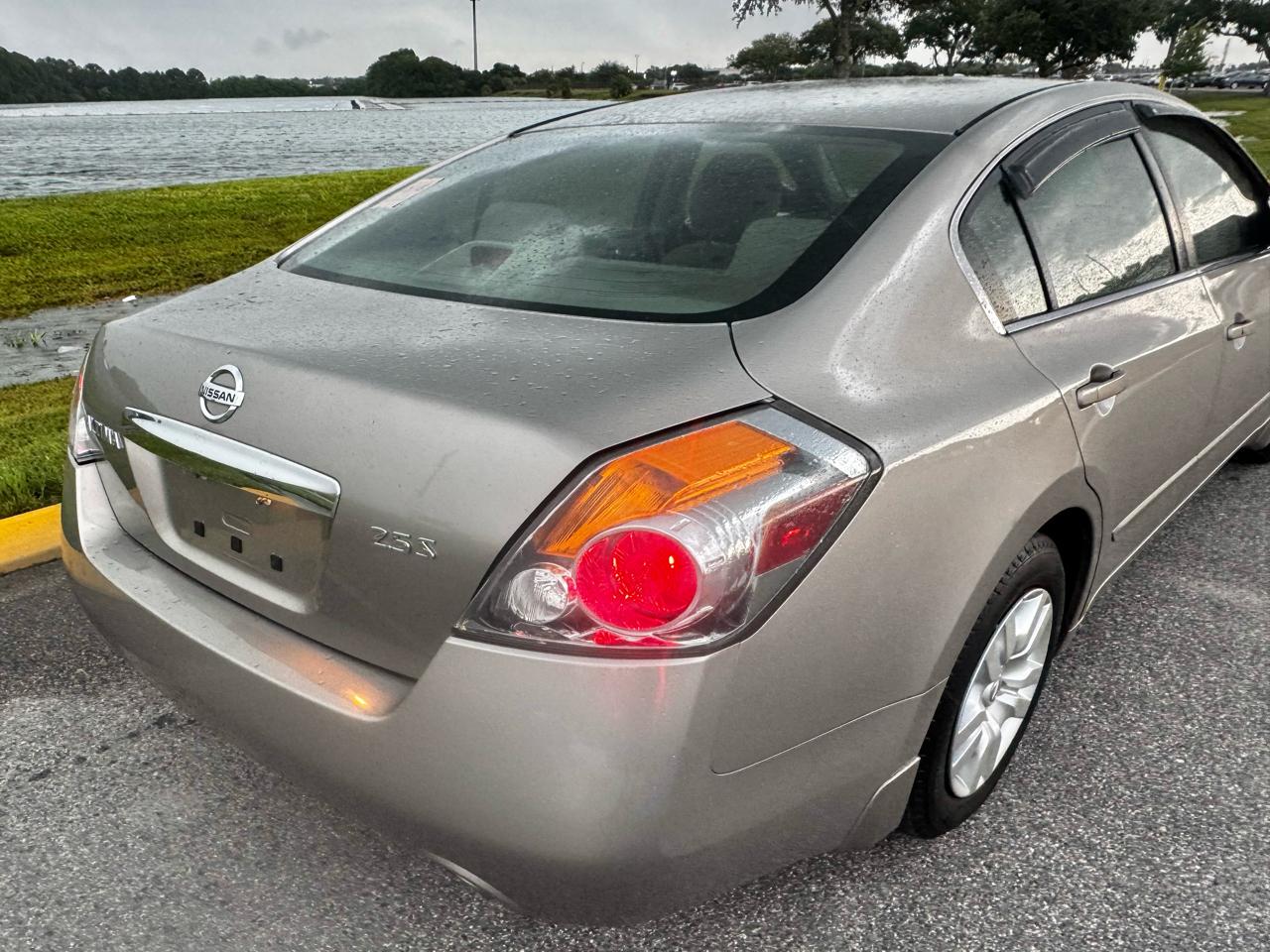 Nissan Altima 4dr Sdn I4 CVT 2.5 S 2012