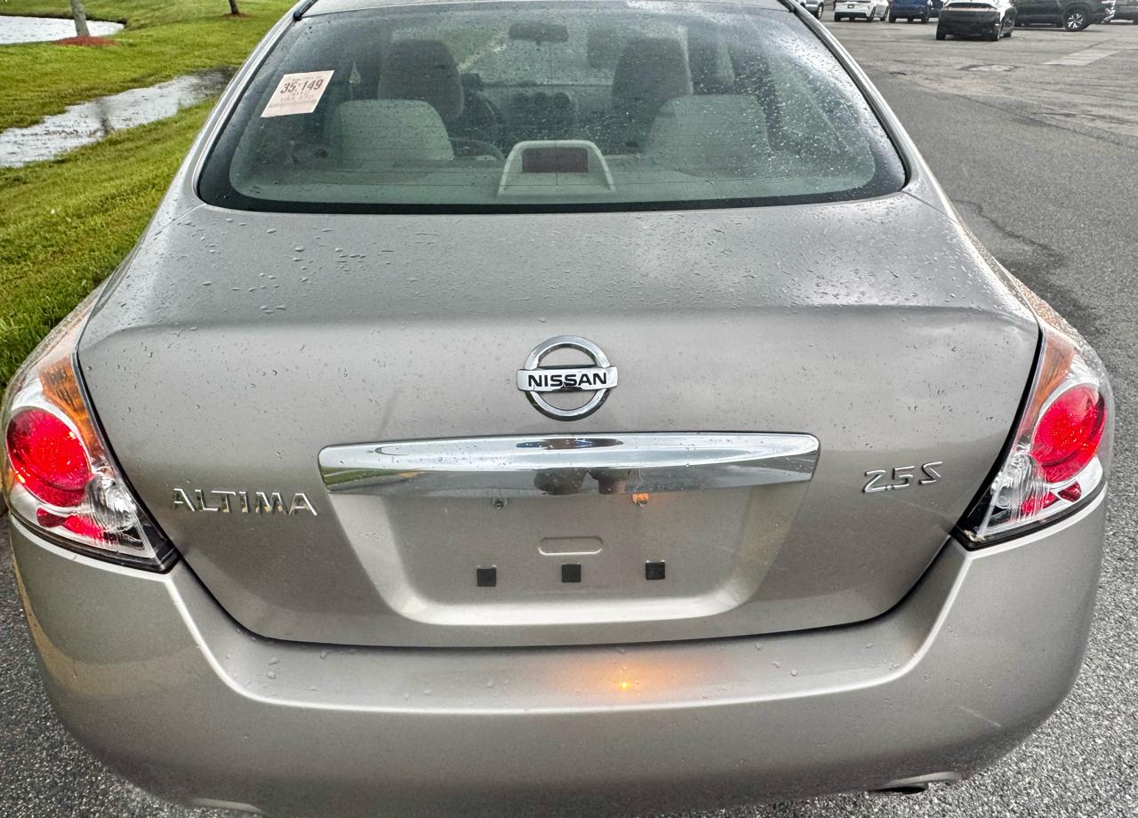 Nissan Altima 4dr Sdn I4 CVT 2.5 S 2012