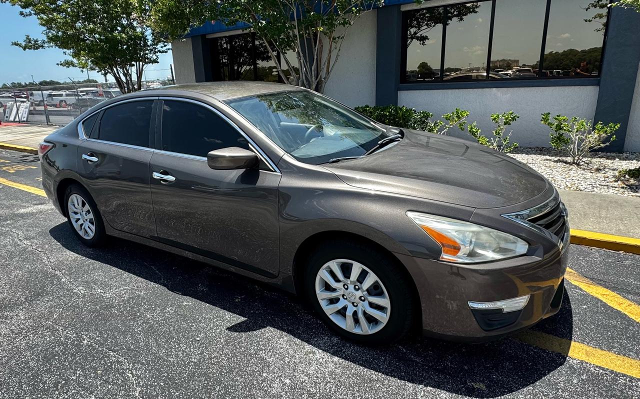 Nissan Altima 4dr Sdn I4 2.5 2015