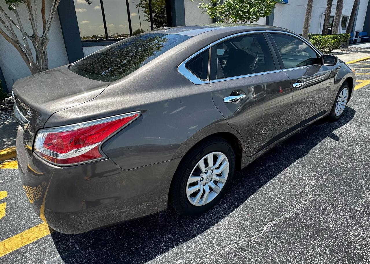 Nissan Altima 4dr Sdn I4 2.5 2015