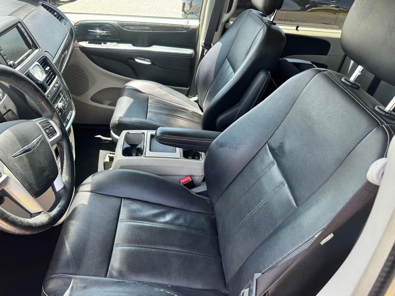 Chrysler Town & Country 4dr Wgn Touring 2015