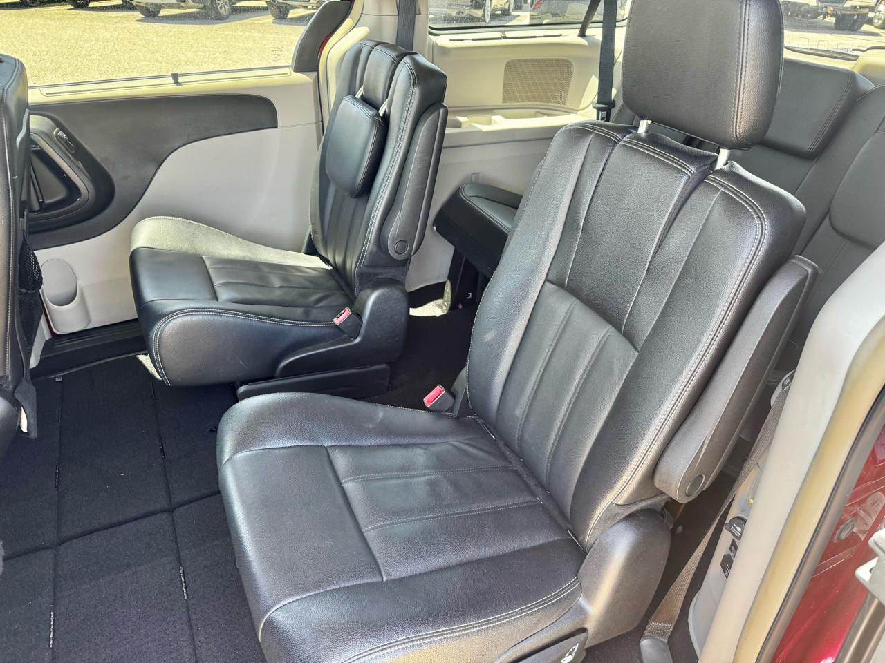 Chrysler Town & Country 4dr Wgn Touring 2015