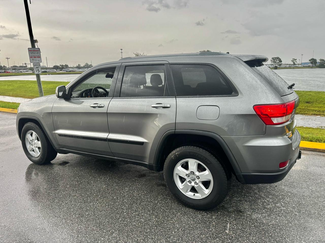 Jeep Grand Cherokee 4dr Laredo 2013