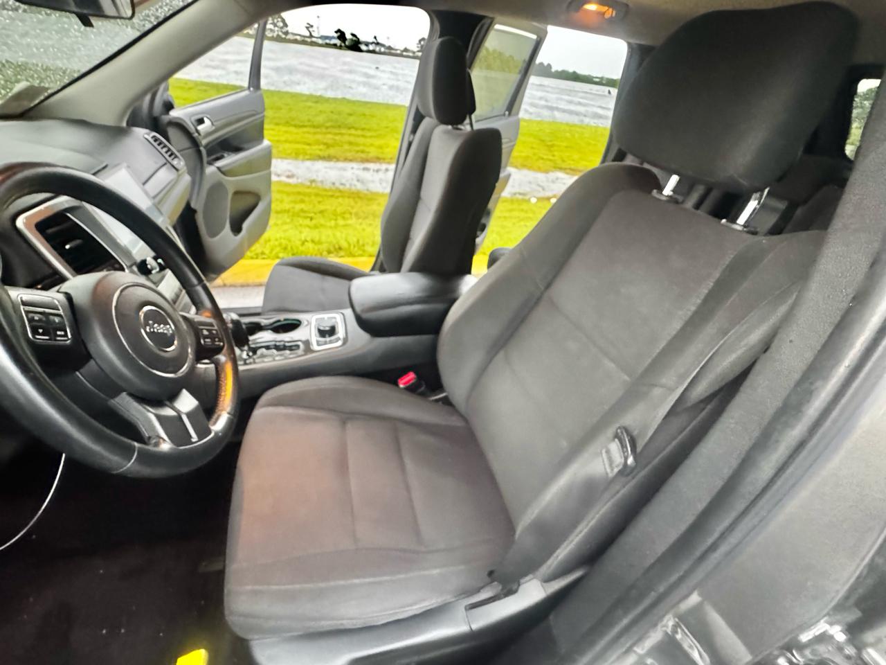 Jeep Grand Cherokee 4dr Laredo 2013