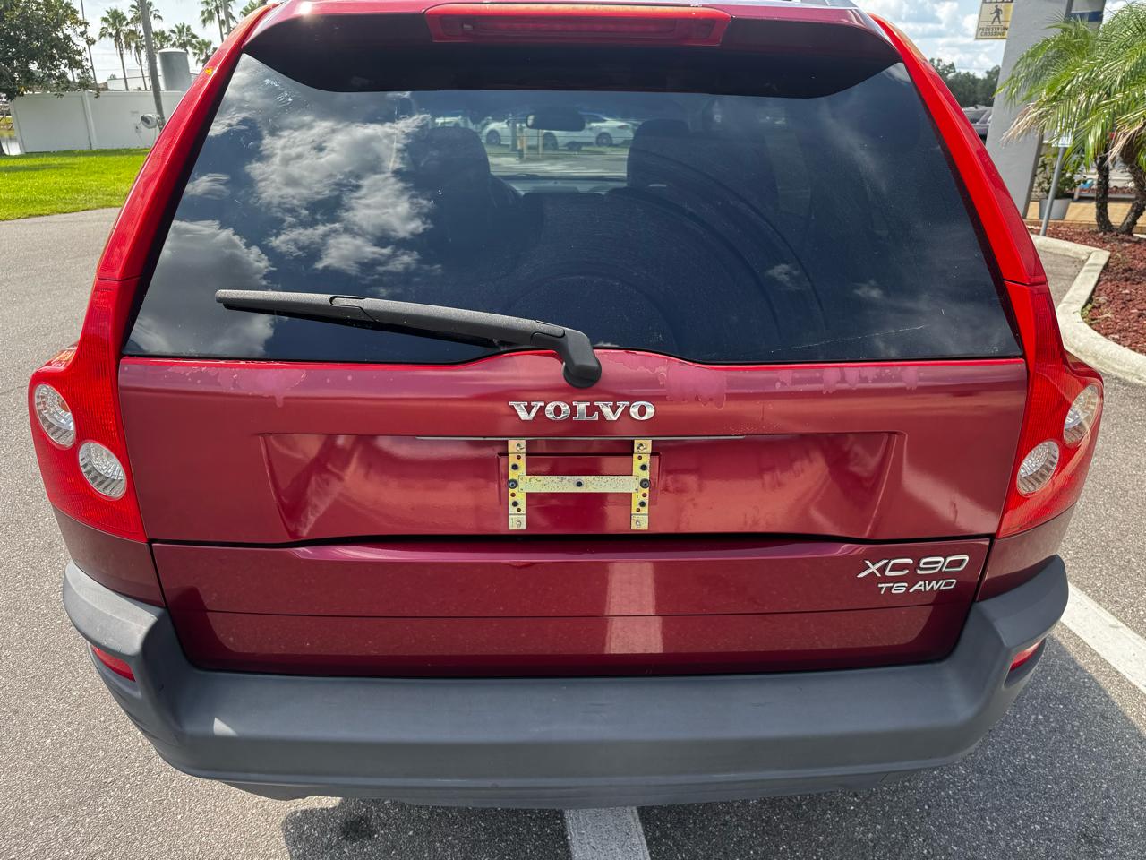 Volvo XC90 4dr 2.9L Twin Turbo AWD w/3rd Row 2004