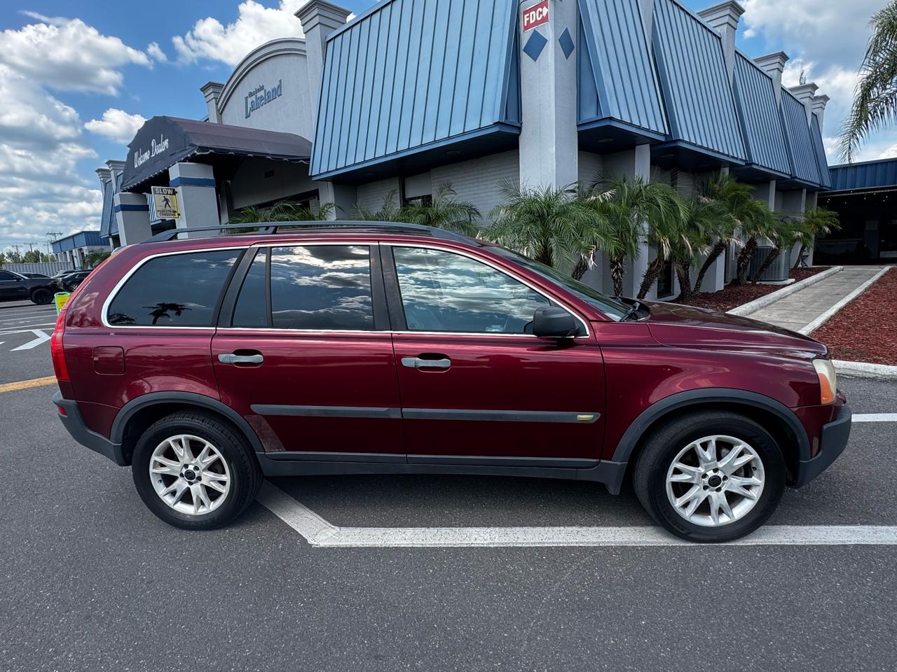 Volvo XC90 4dr 2.9L Twin Turbo AWD w/3rd Row 2004
