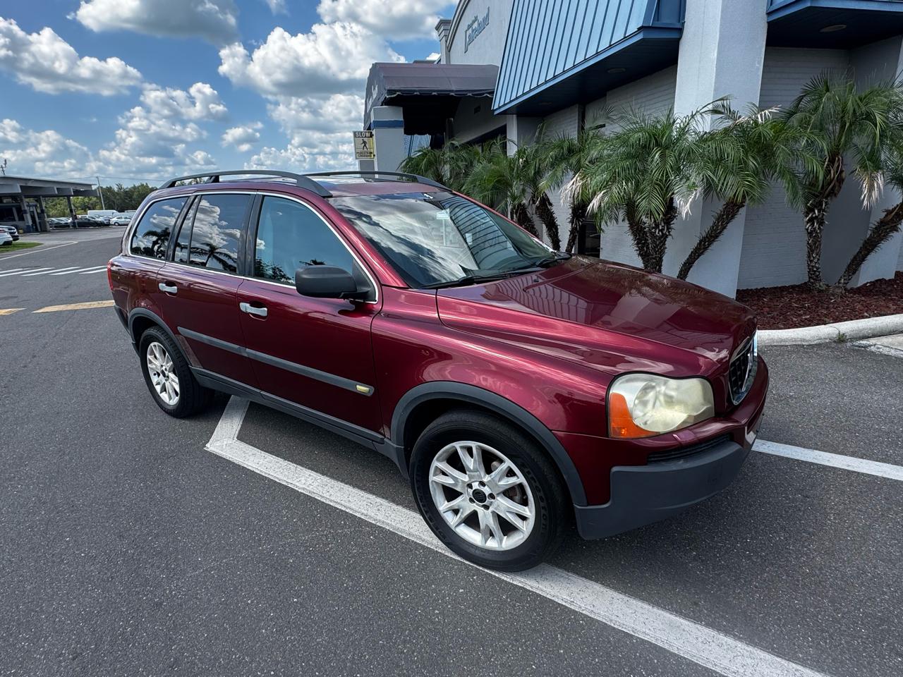 Volvo XC90 4dr 2.9L Twin Turbo AWD w/3rd Row 2004