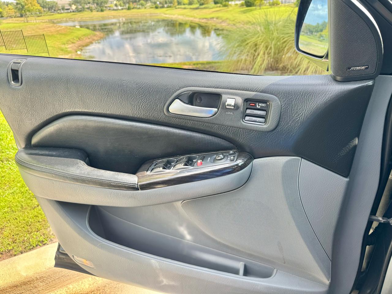 Acura MDX 4dr SUV AT Touring w/Navi 2006