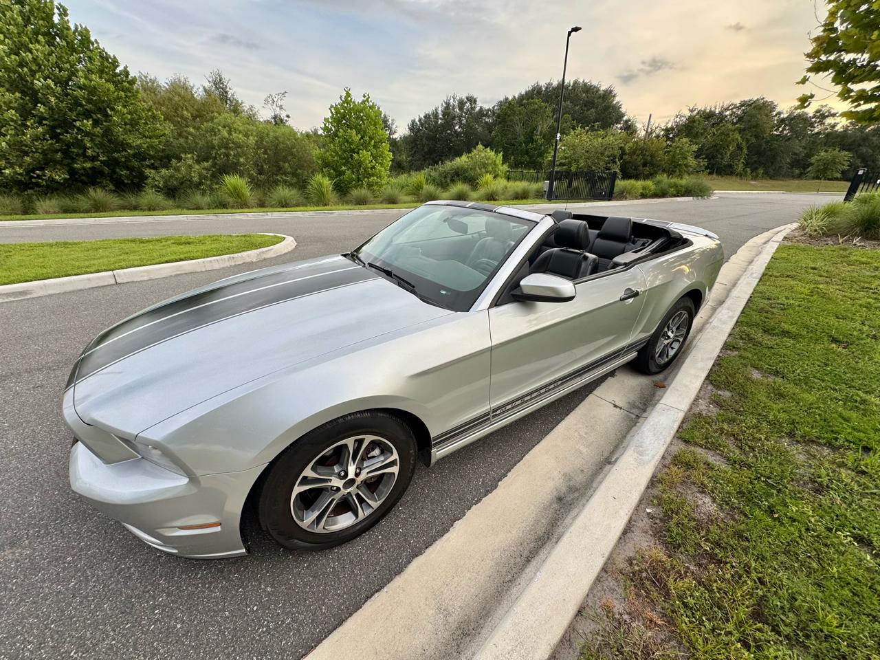 Ford Mustang  2014