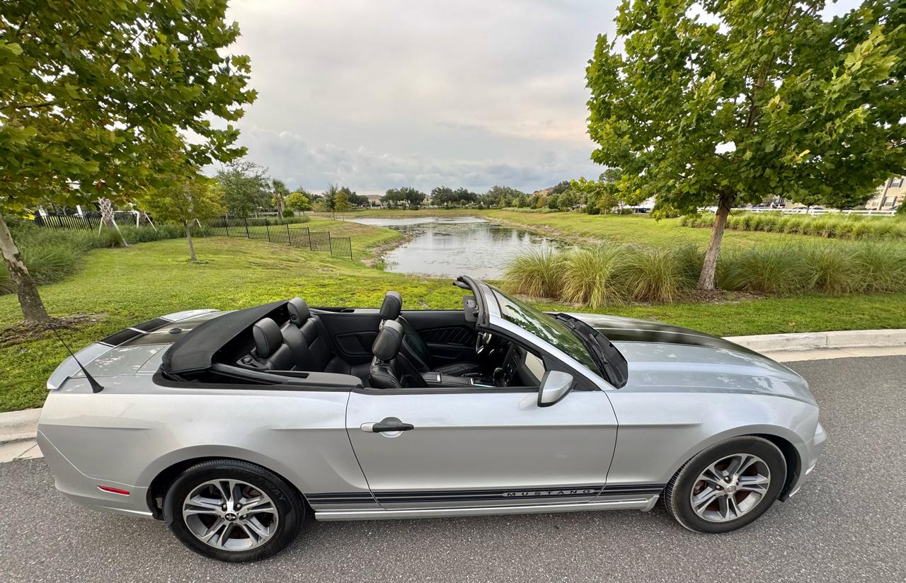 Ford Mustang  2014