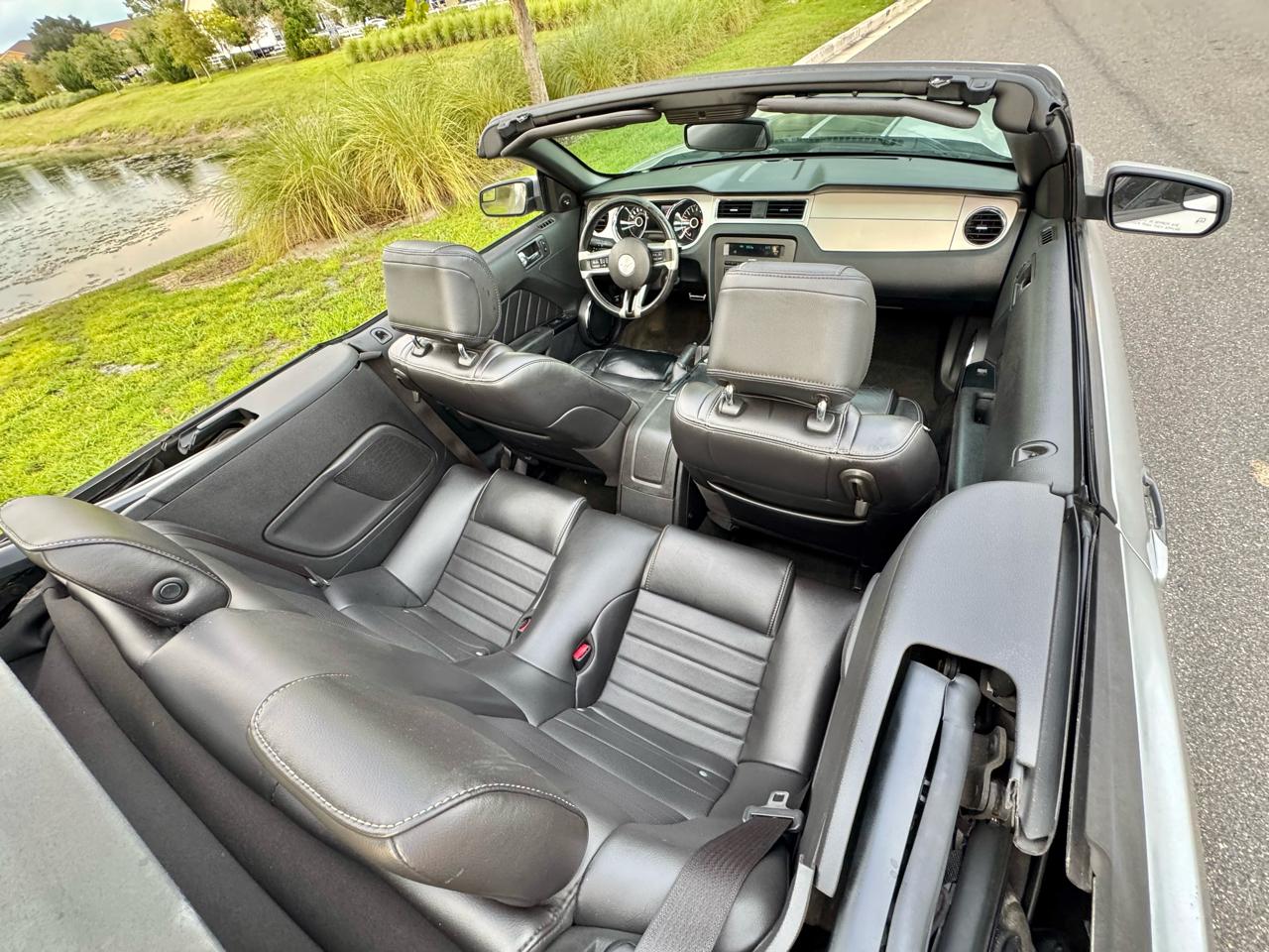 Ford Mustang  2014