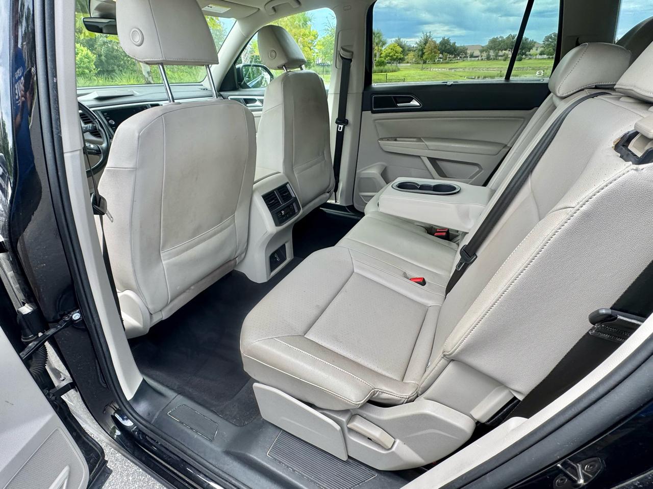 Volkswagen Atlas 3.6L V6 SE w/Technology FWD 2019