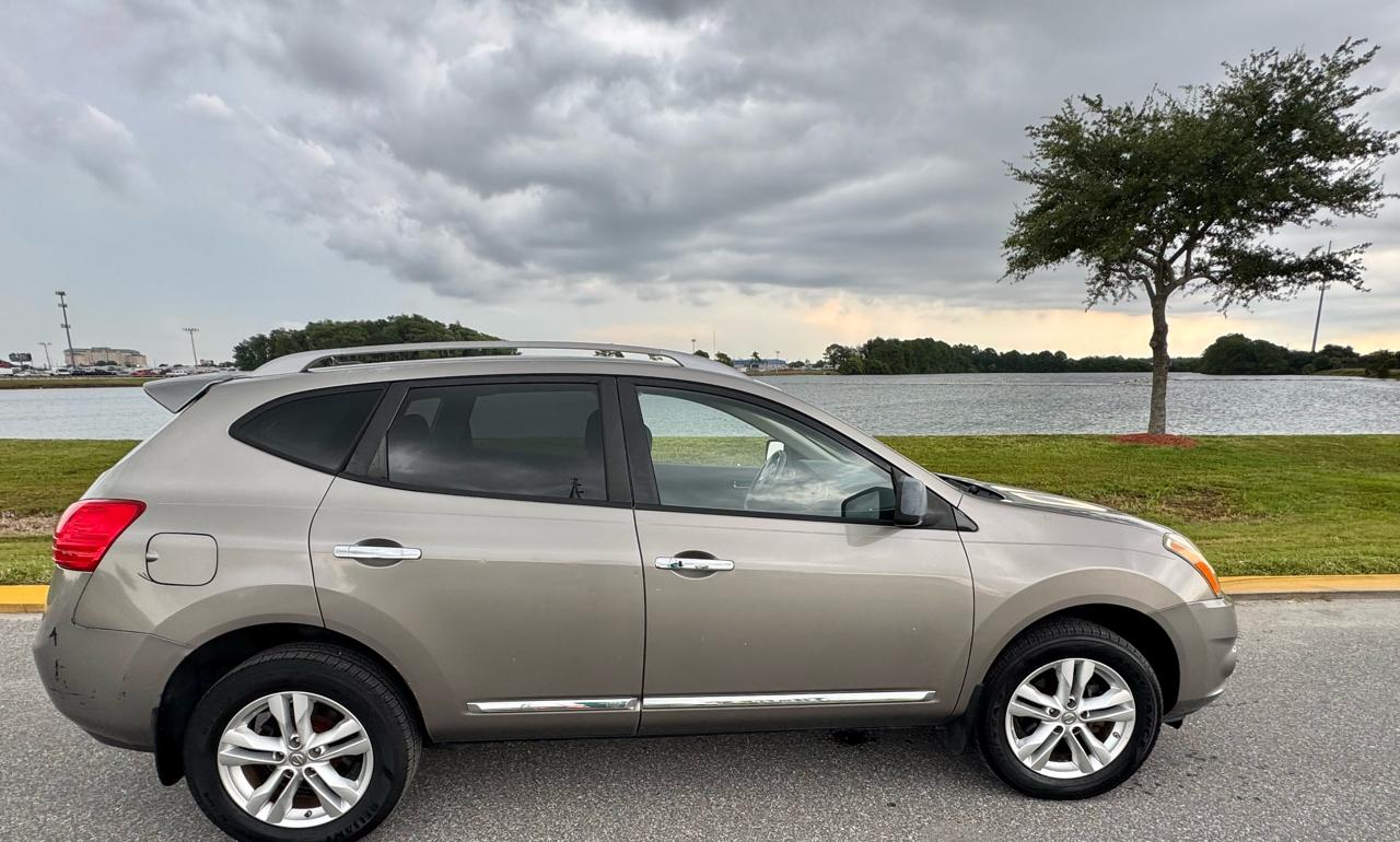 Nissan Rogue FWD 4dr SV 2013