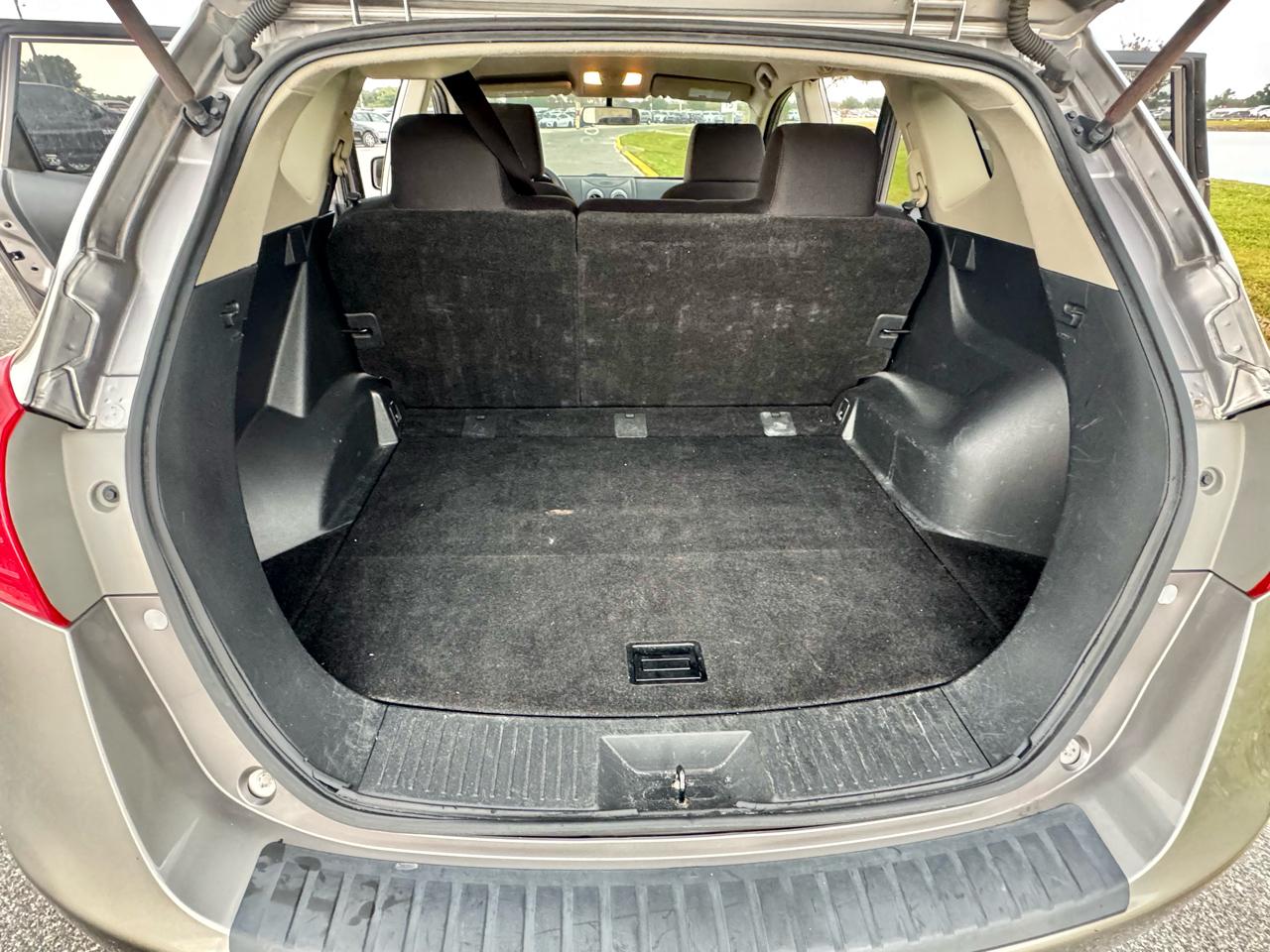 Nissan Rogue FWD 4dr SV 2013