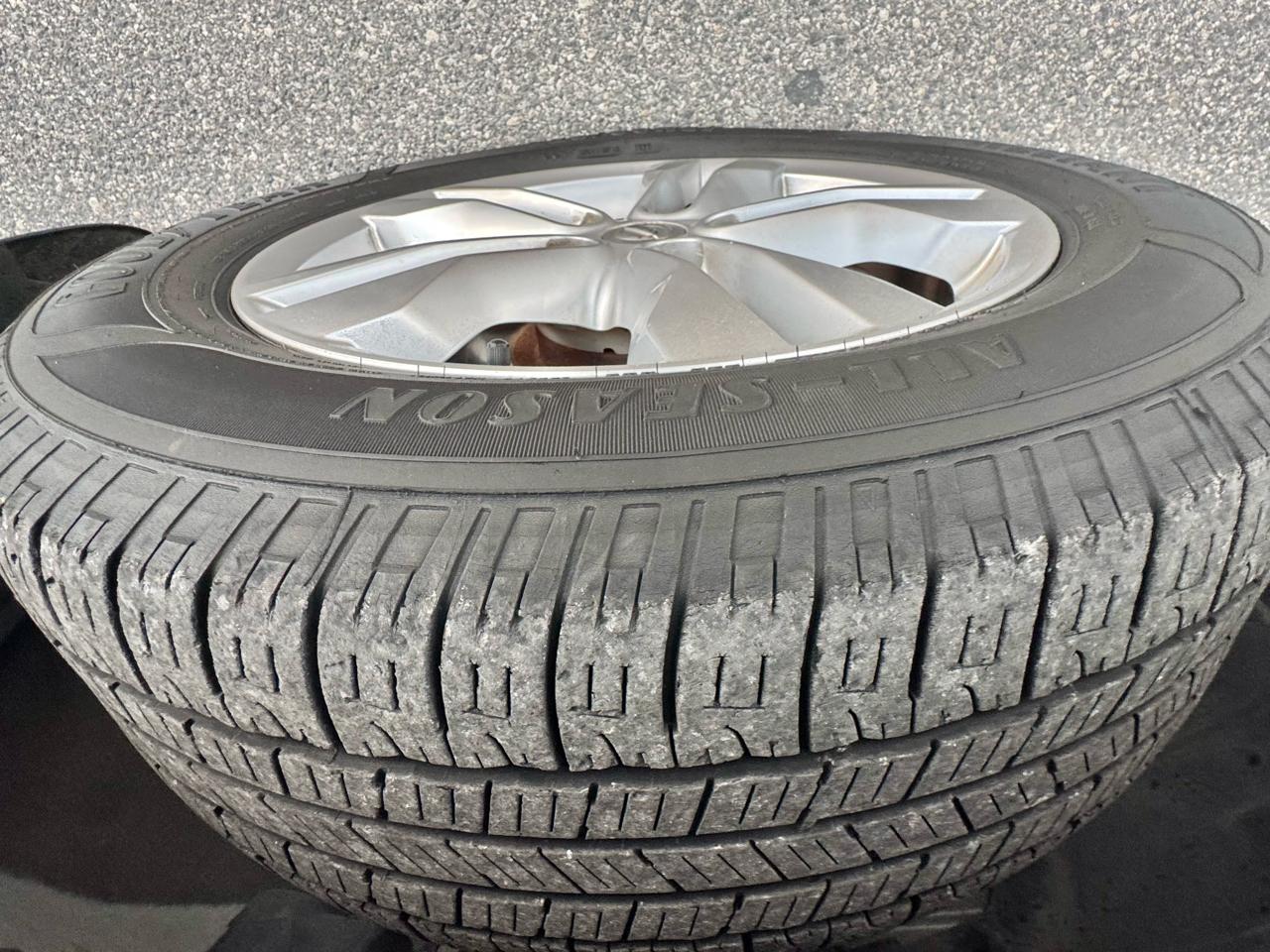 Nissan Rogue FWD 4dr SV 2013