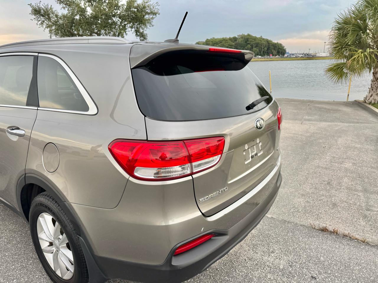 Kia Sorento LX FWD 2017