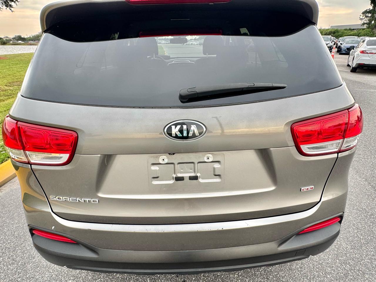 Kia Sorento LX FWD 2017