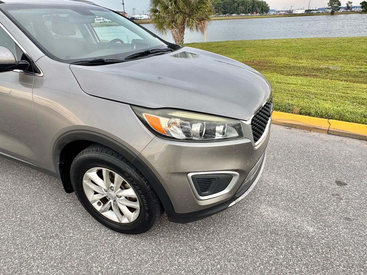 Kia Sorento LX FWD 2017