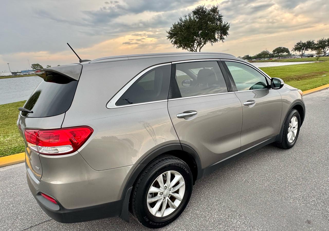 Kia Sorento LX FWD 2017