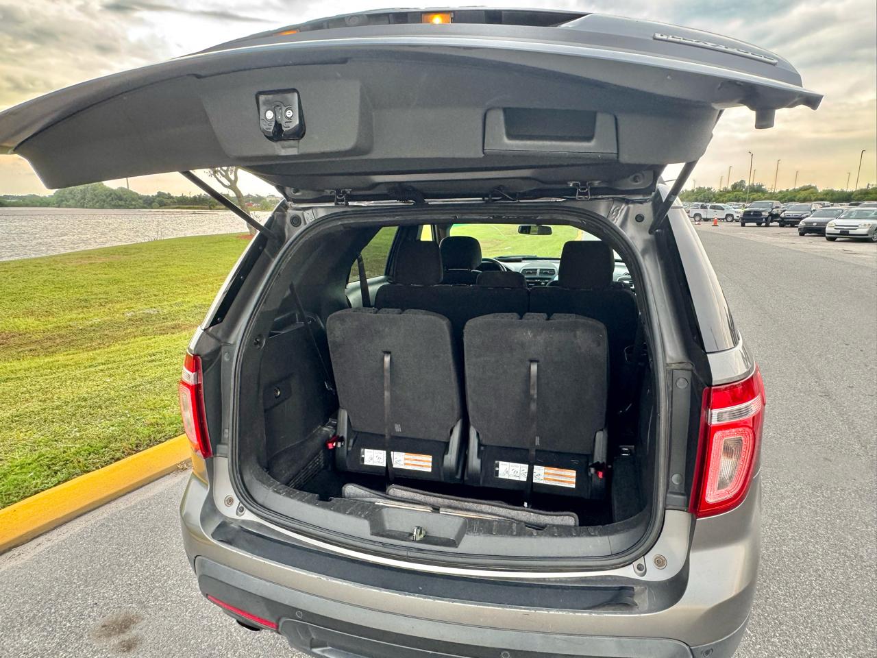 Ford Explorer FWD 4dr XLT 2013