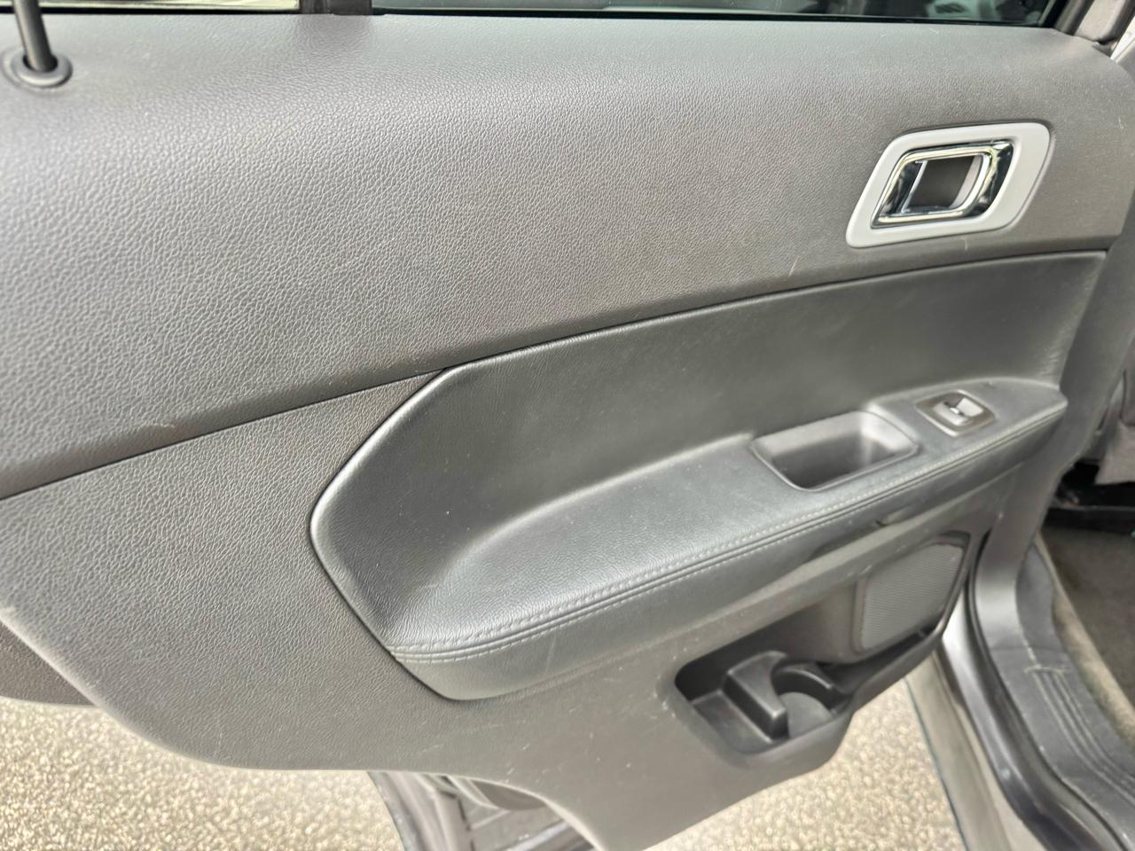 Ford Explorer FWD 4dr XLT 2013