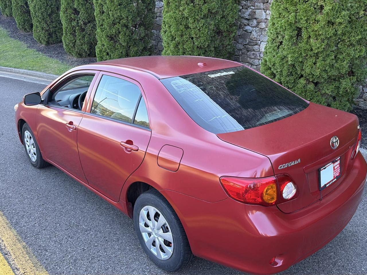 Toyota Corolla 4dr Sdn Man (Natl) 2010