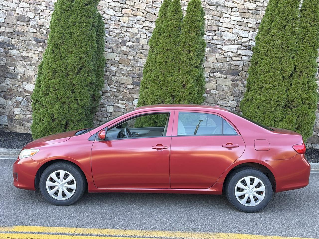 Toyota Corolla 4dr Sdn Man (Natl) 2010