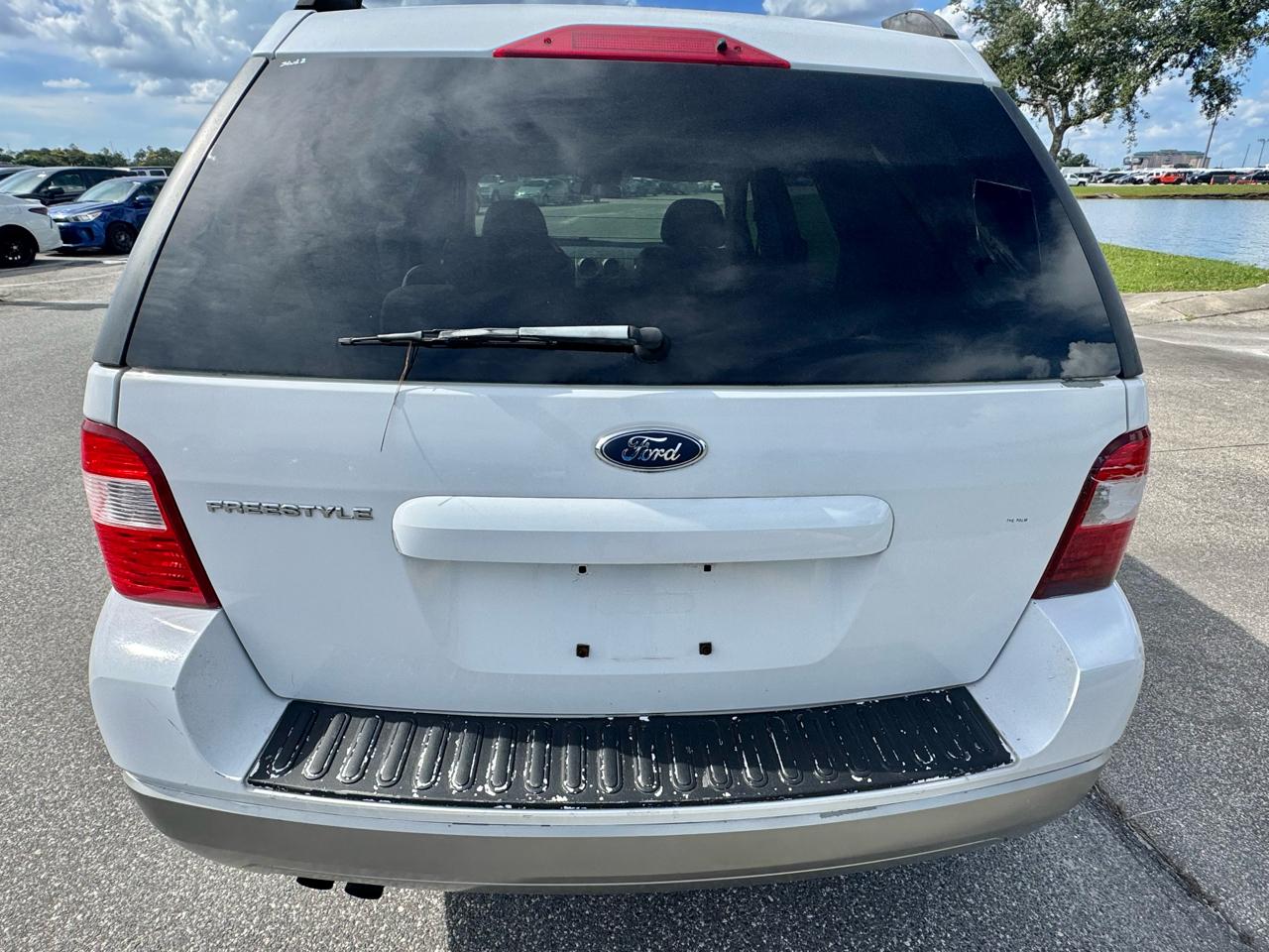 Ford Freestyle 4dr Wgn SE 2005