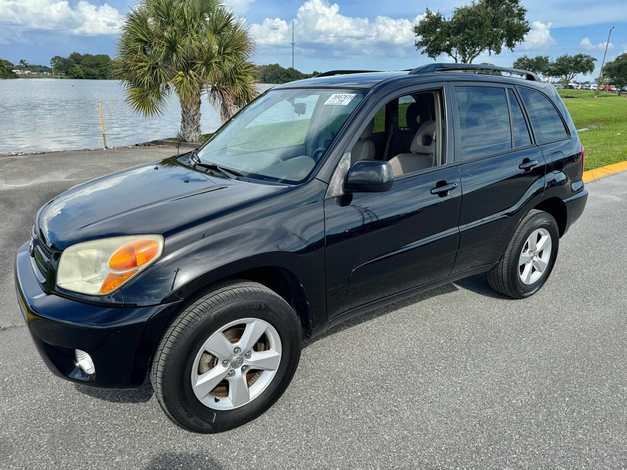 Toyota RAV4  2005