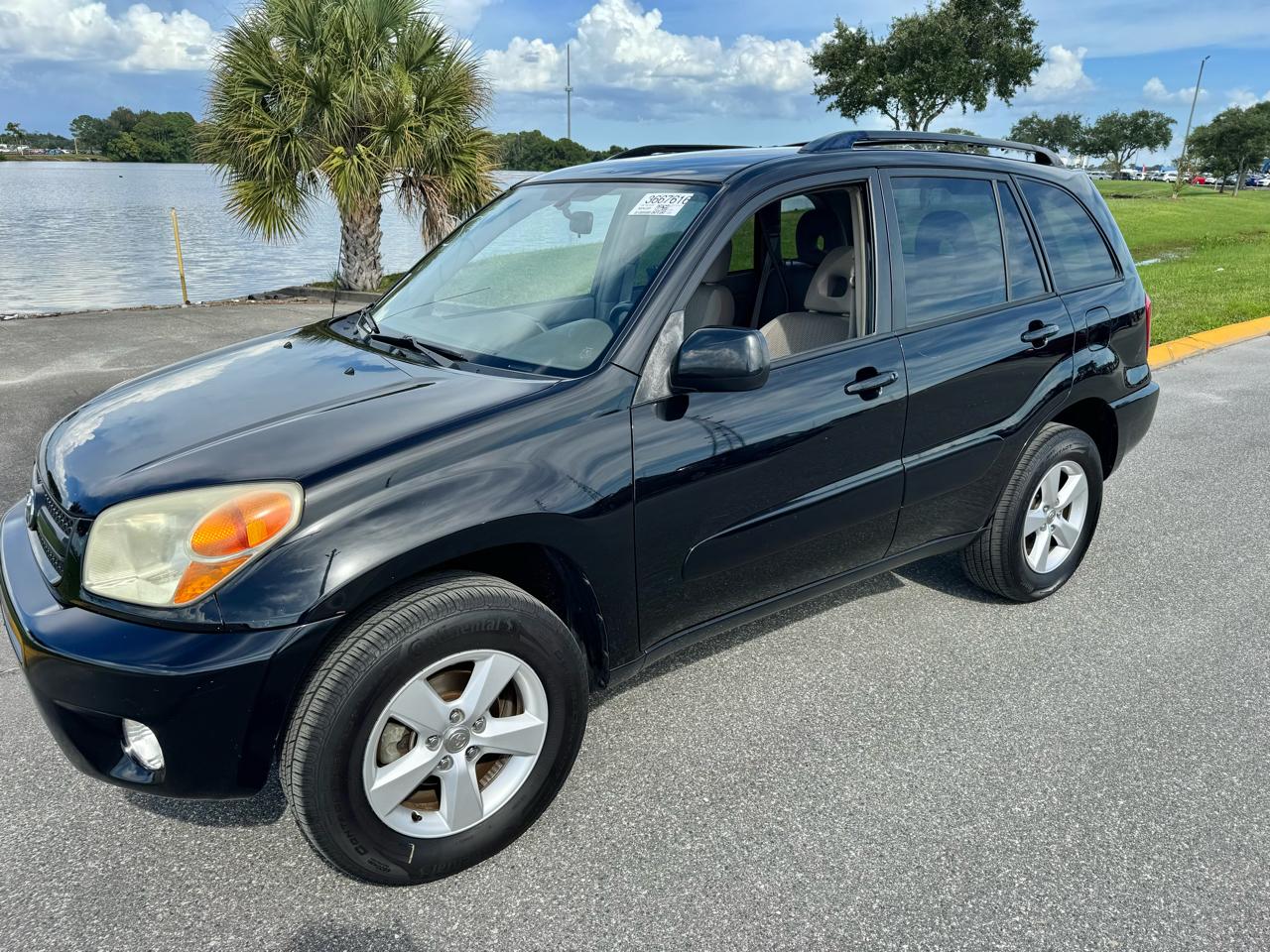 Toyota RAV4  2005