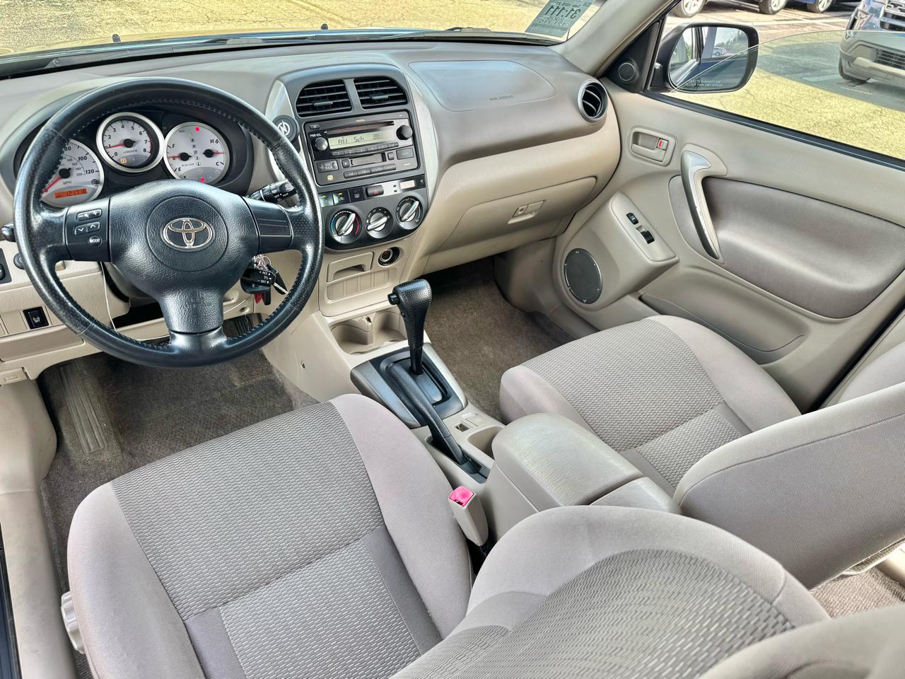 Toyota RAV4  2005
