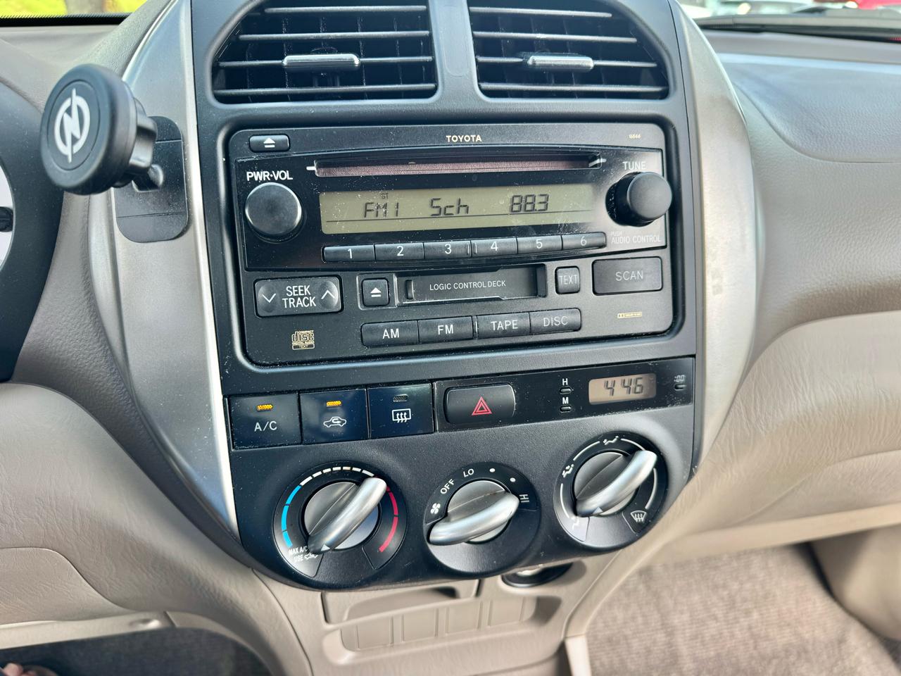 Toyota RAV4  2005