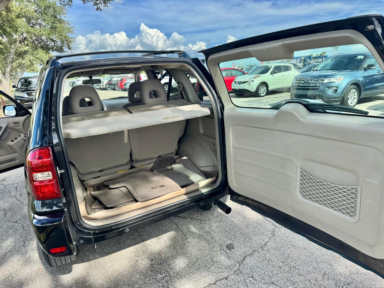 Toyota RAV4  2005
