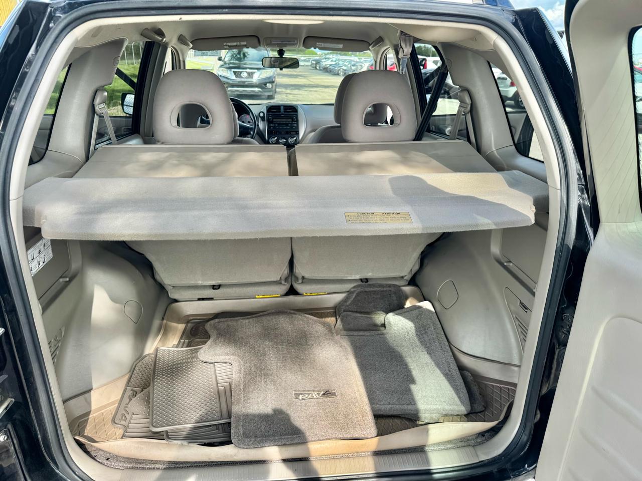 Toyota RAV4  2005