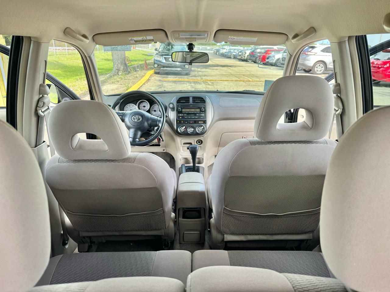 Toyota RAV4  2005