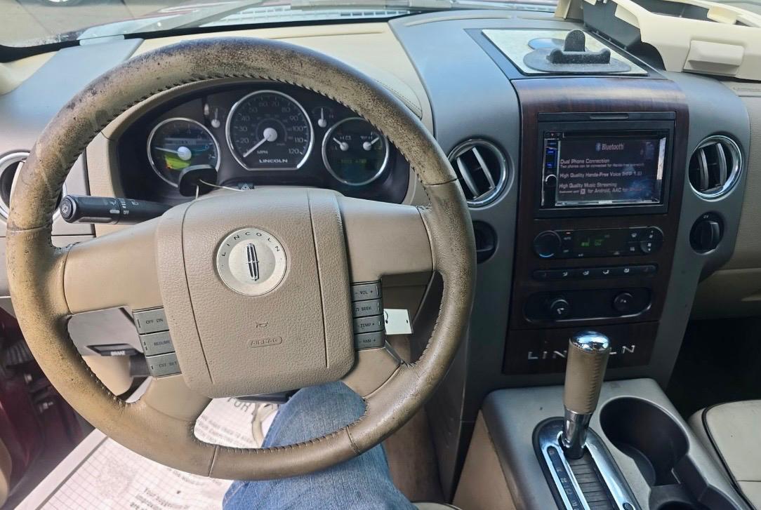 Lincoln Mark LT  2006