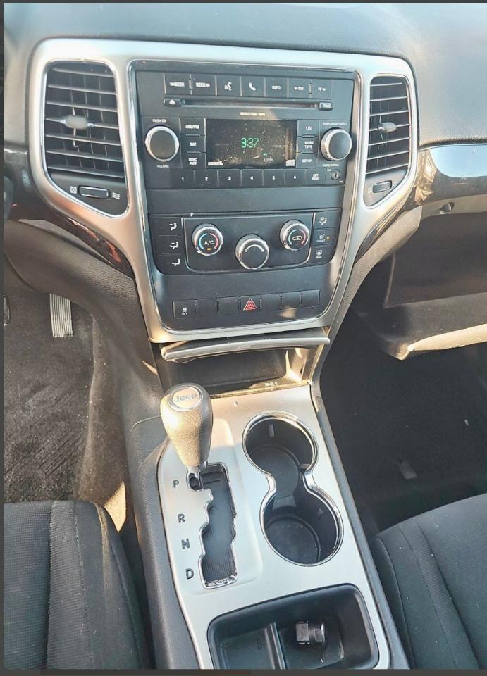 Jeep Grand Cherokee 4WD 4dr Laredo 2011