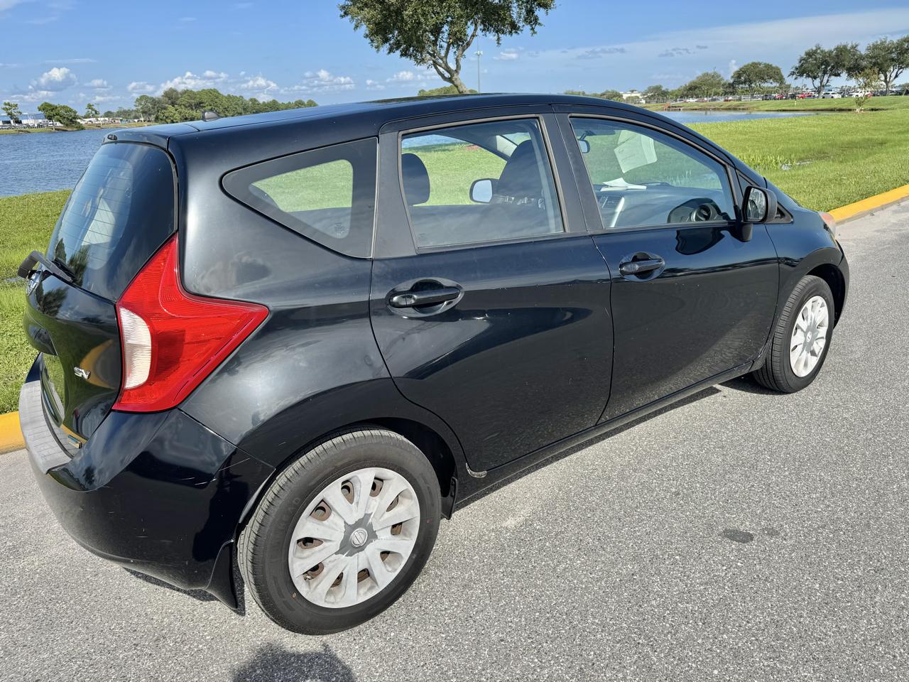 Nissan Versa Note 5dr HB CVT 1.6 SV 2014